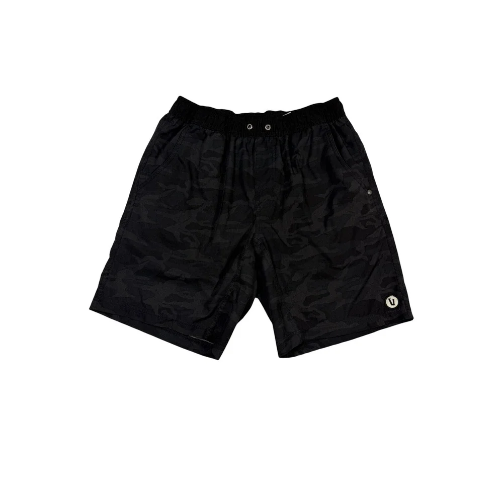 Vuori Mens Banks Shorts Black Camo Hybrid Athletic Swim Trunks Size M